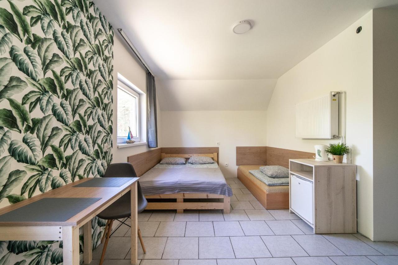 Pokoje Goscinne Maj - Rozewie Jastrzębia Góra Extérieur photo