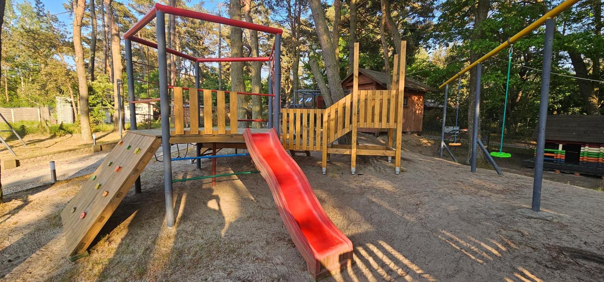 Pokoje Goscinne Maj - Rozewie Jastrzębia Góra Extérieur photo