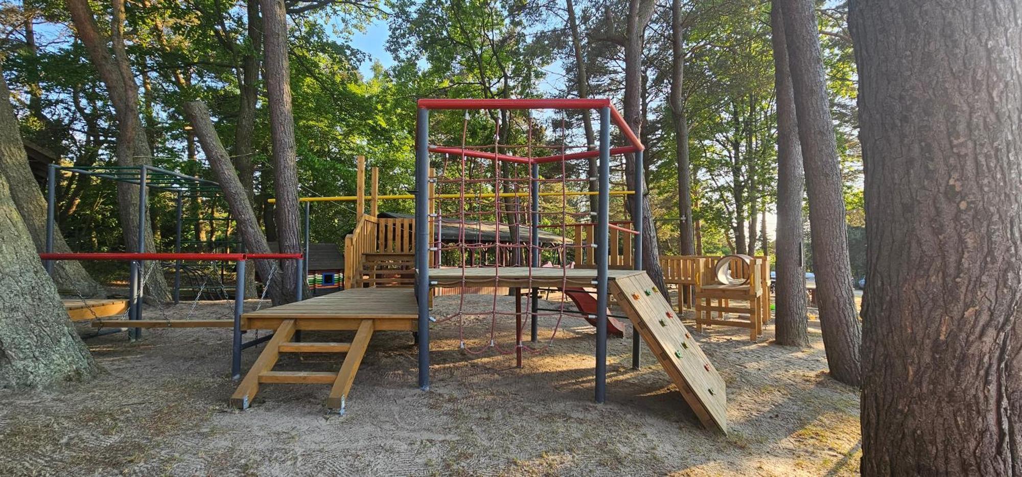Pokoje Goscinne Maj - Rozewie Jastrzębia Góra Extérieur photo